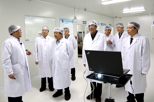 深化产教融合，服务创新驱动——教育部及吉林省领导视察长春理工大学工程技术发展纪实