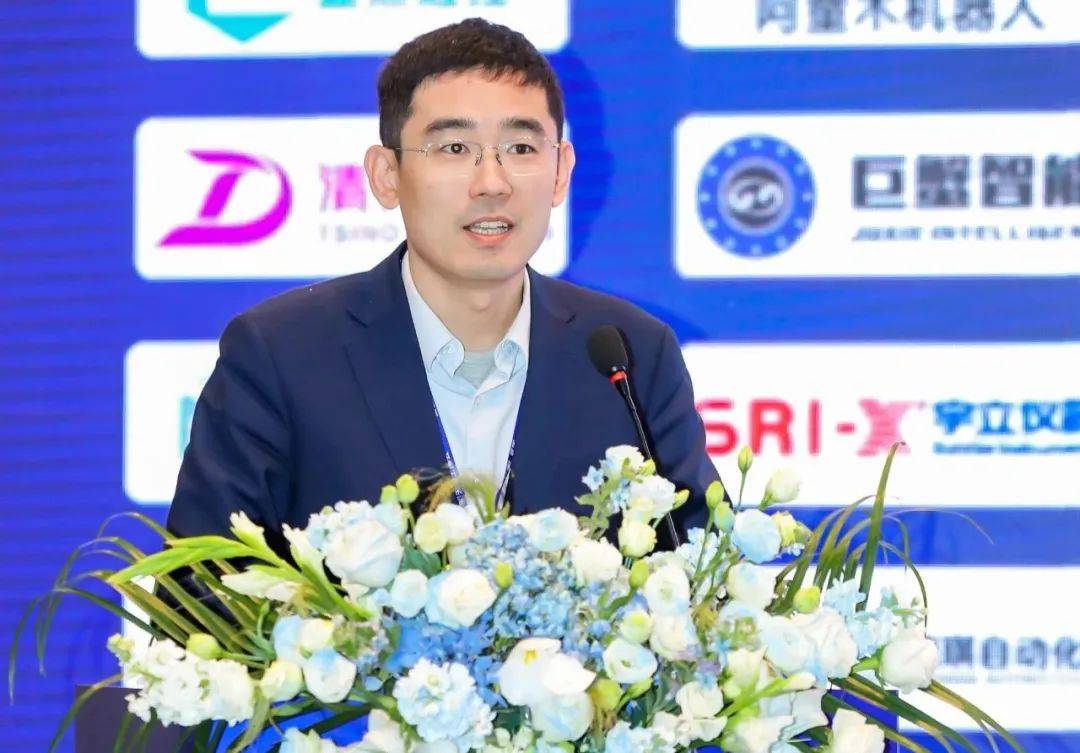 两会启新章，赋能高质量发展——2025具身智能机器人发展大会在天津成功举办